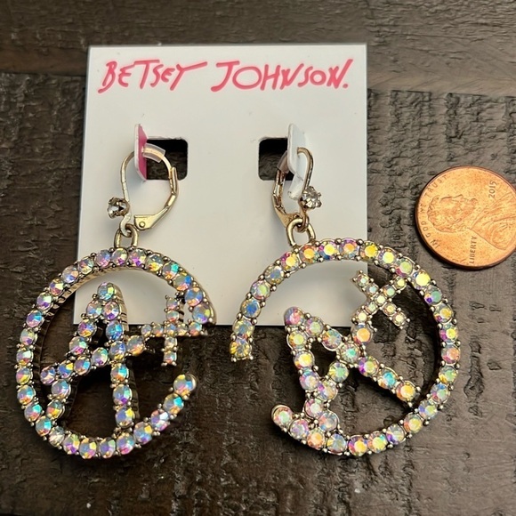 Betsey Johnson A+ Rhinestone Dangle Earrings NEW - Picture 3 of 6